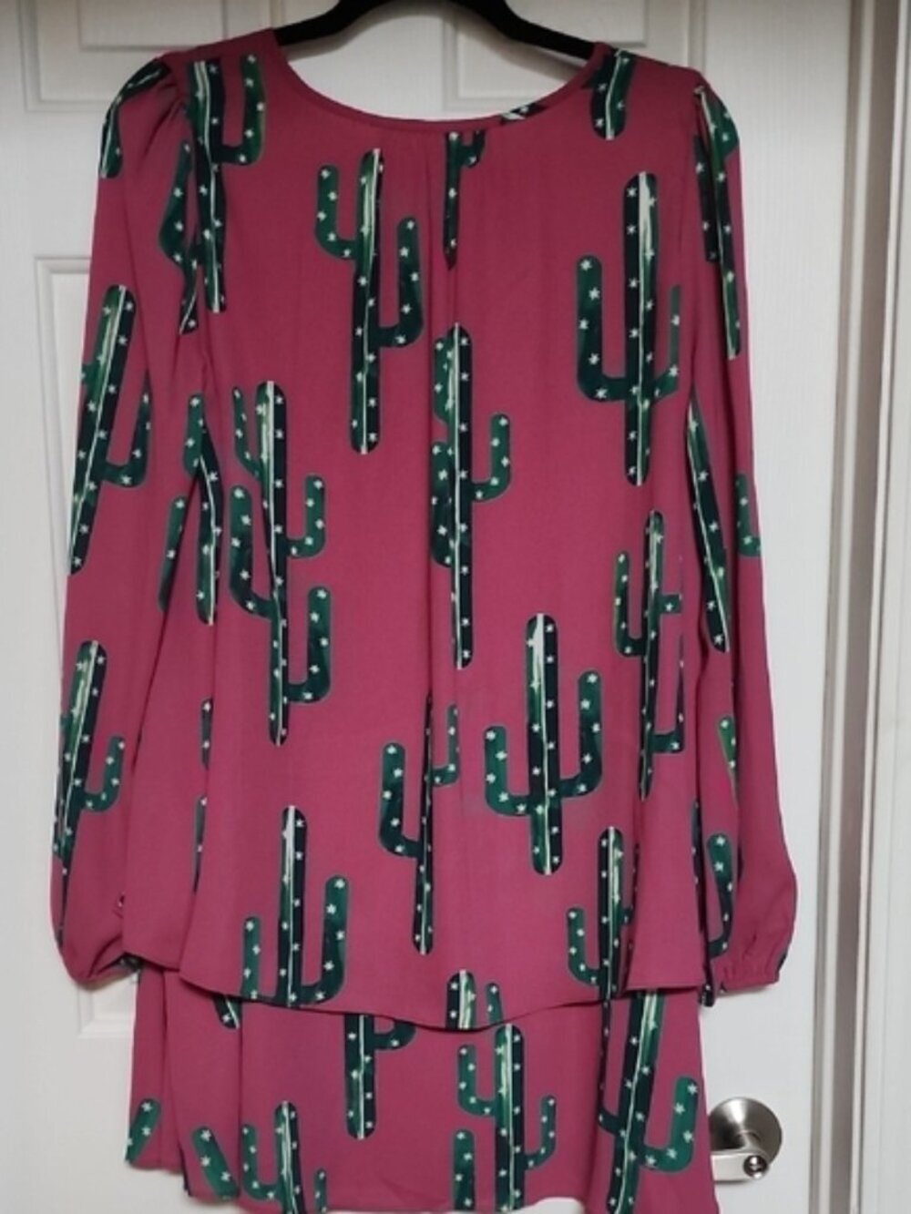 Izzy & Lola Pink Cactus Print Mini Dress - Picture 3 of 8